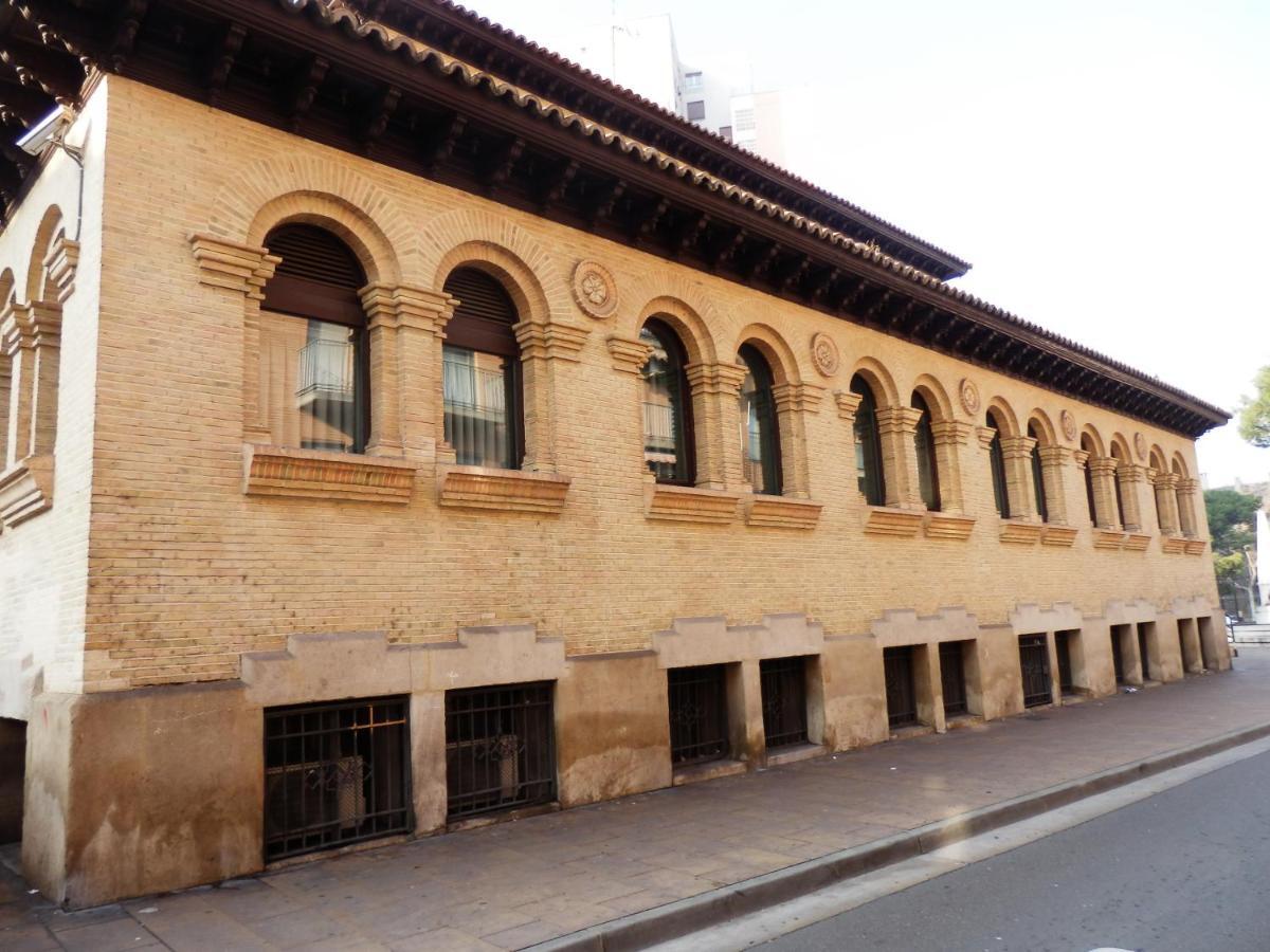 Ferienwohnung Apartamento Teatro Del Mercado Saragossa Exterior foto